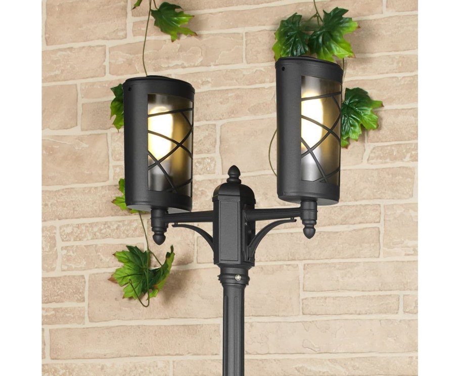 Уличное освещение фонарь