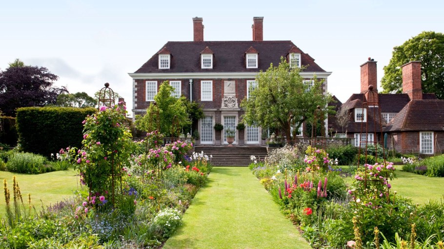 Англия деревня кэмбэлфорд ланшадф садов