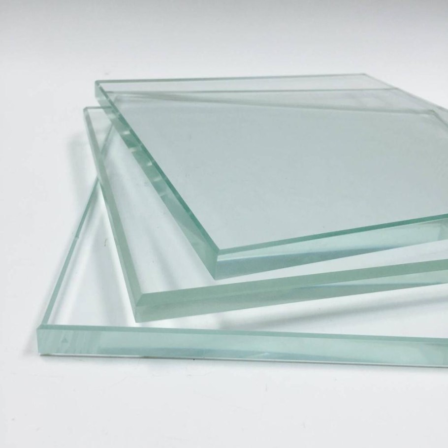 Стекло оконное м1 4х1605х1300мм прозрачное