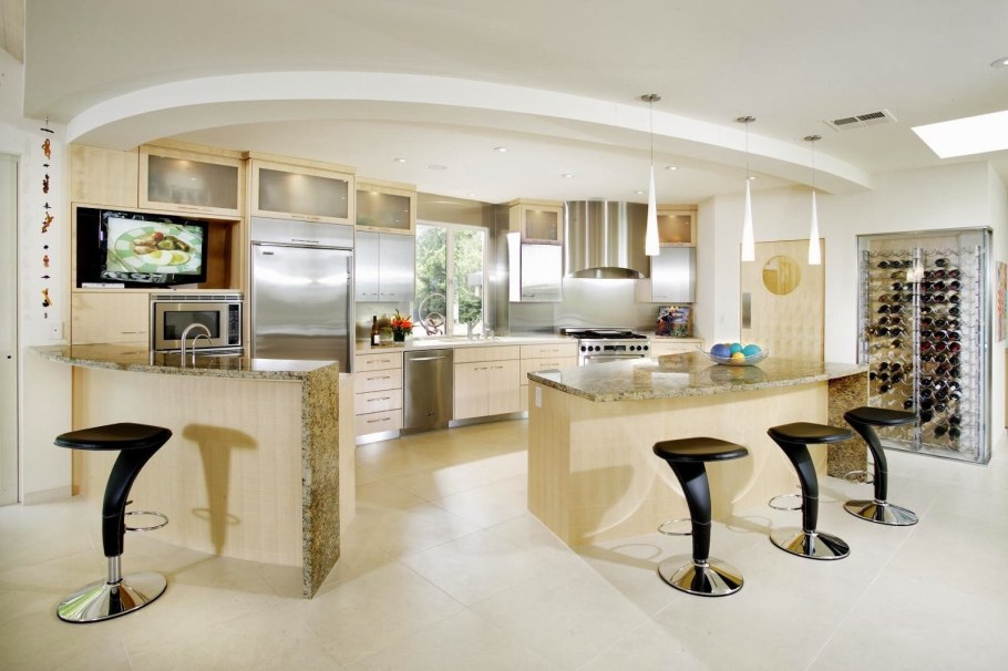 Кухня-гостиная с барной стойкой в современном стиле