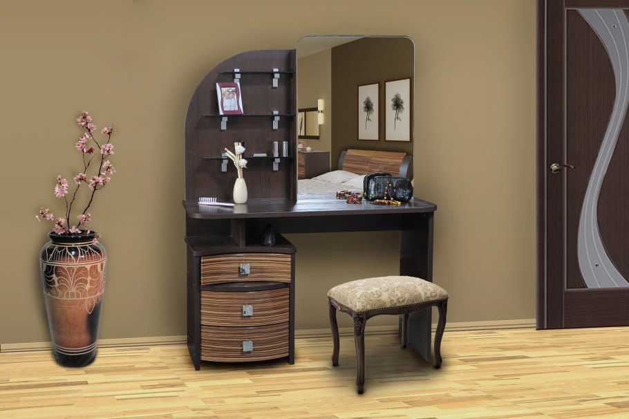 Туалетный столик с зеркалом и полками