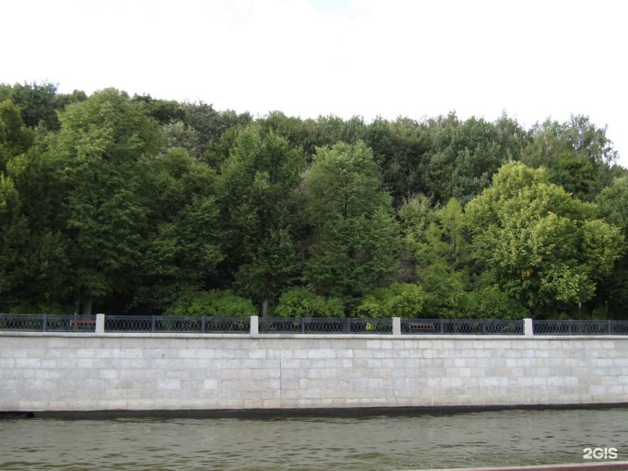 МГУ С Лужнецкой набережной