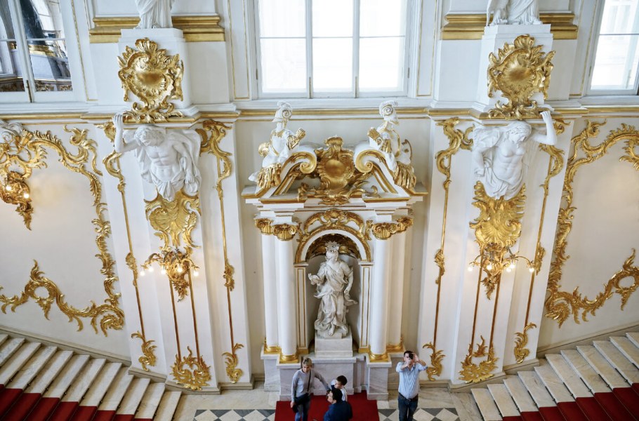 Парадные Петербурга