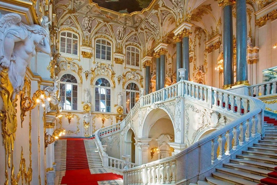 Иорданская лестница зимнего дворца