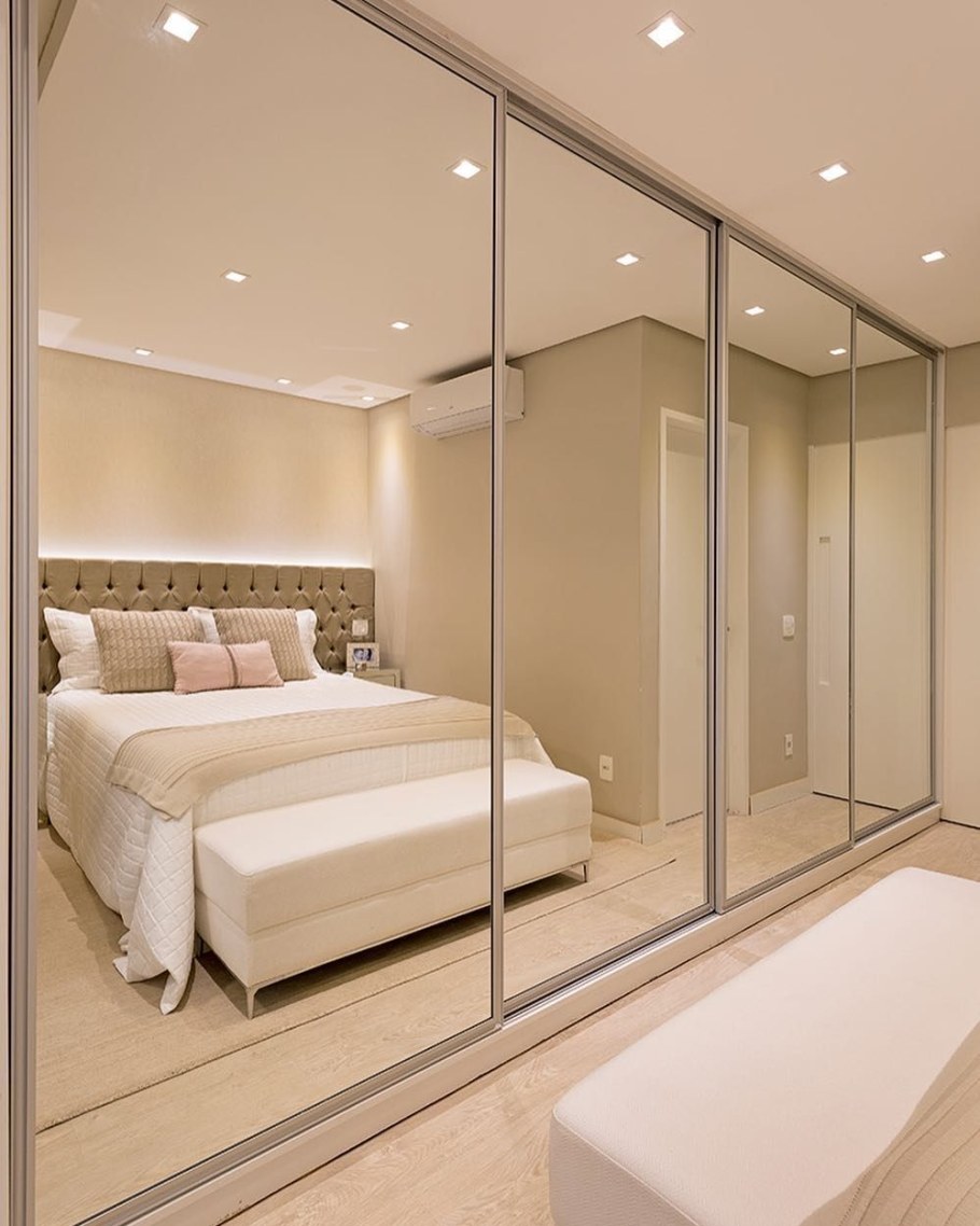 Зеркальный шкаф купе в спальню