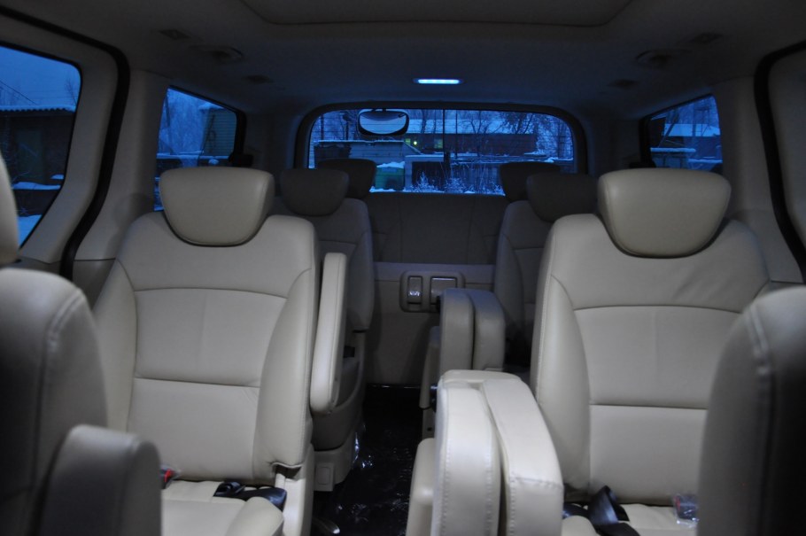 Starex 2011 салон