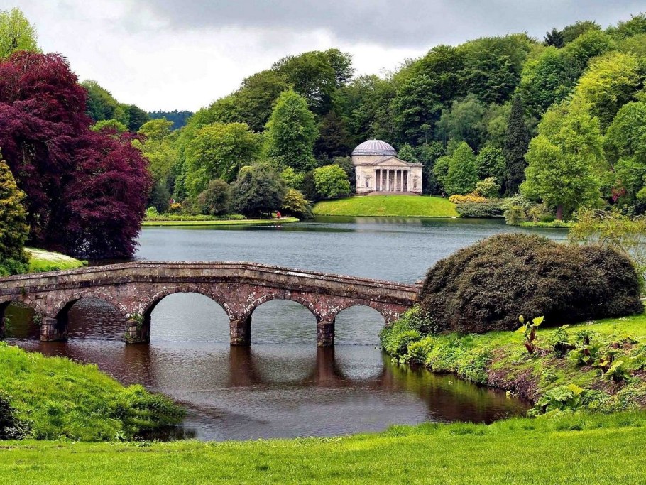 Хелен Аллингем