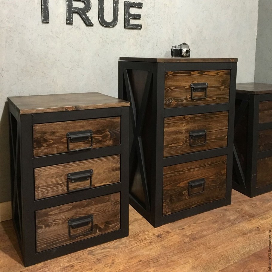 Тумба из дерева в стиле лофт