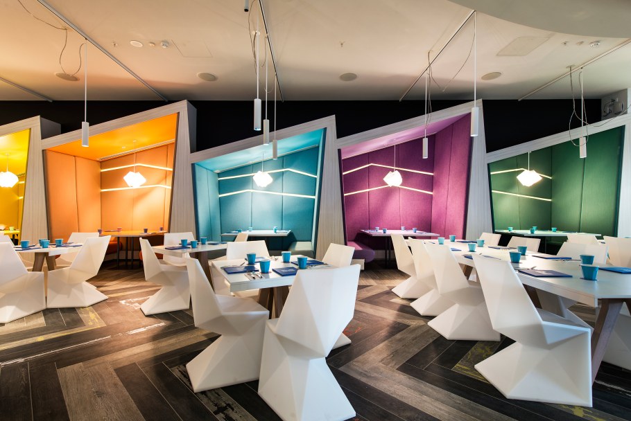 Необычный интерьер кафе