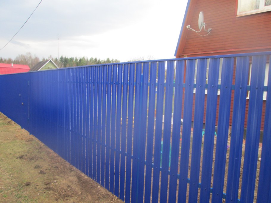 Евроштакетник для забора ультрамарин