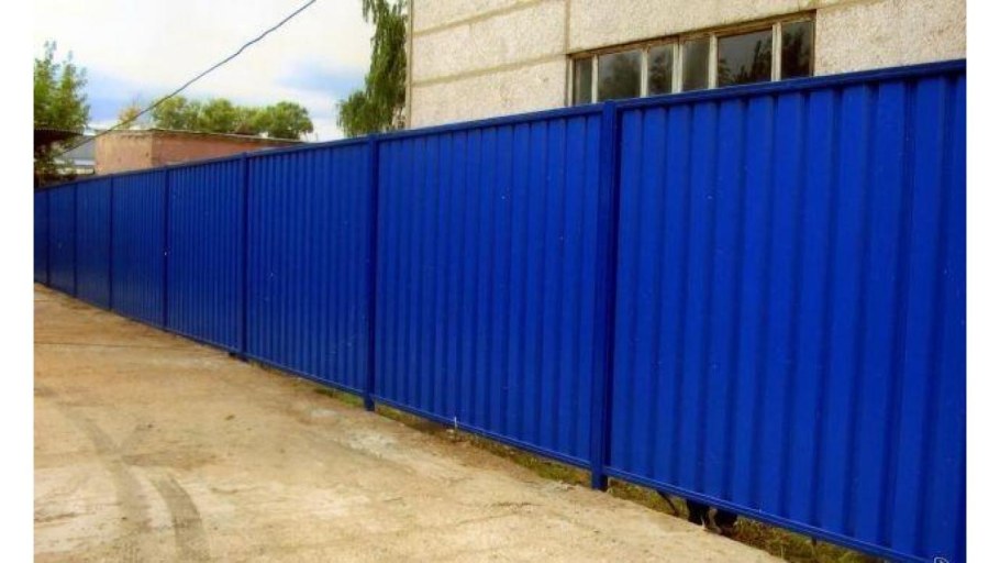 Секционный забор из профнастила в рамке