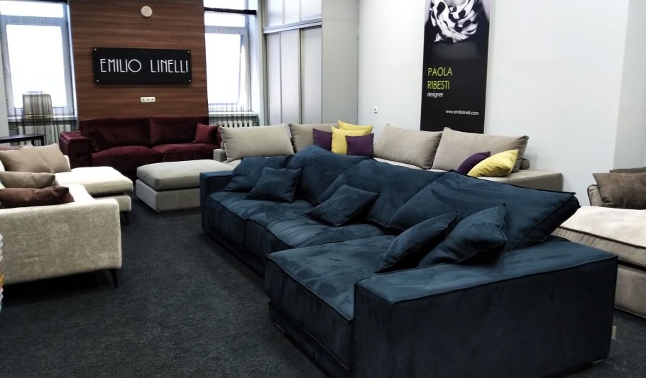 Угловой диван на шоурум