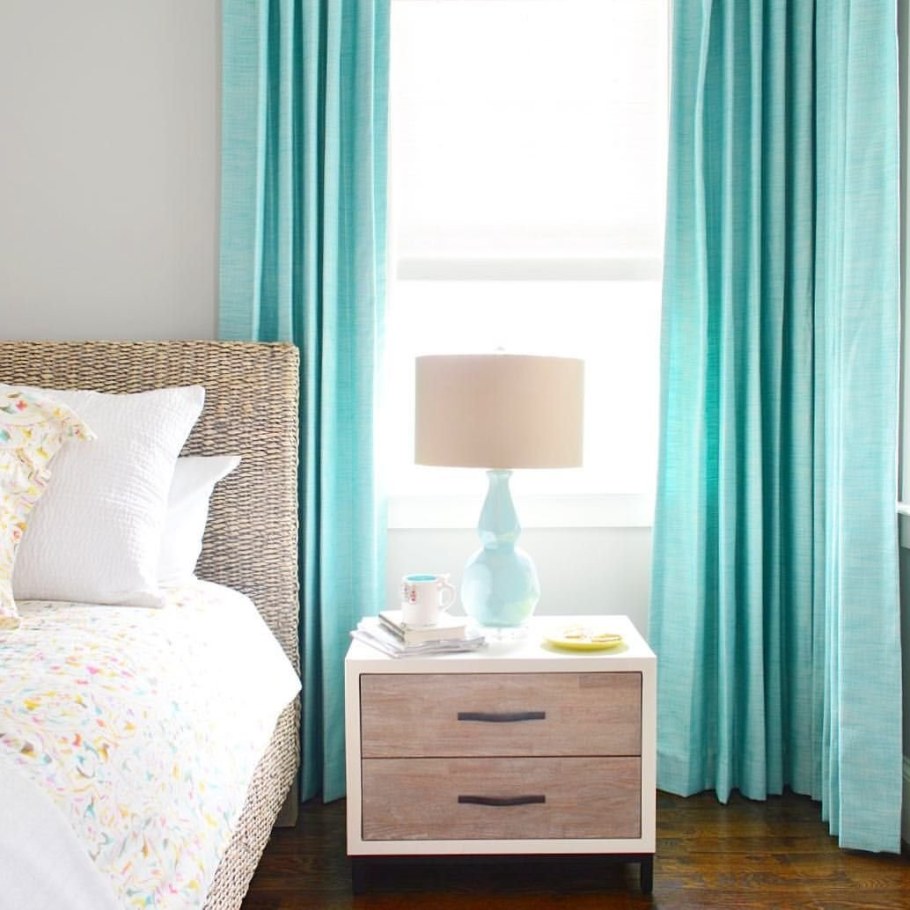 Бирюзовые шторы