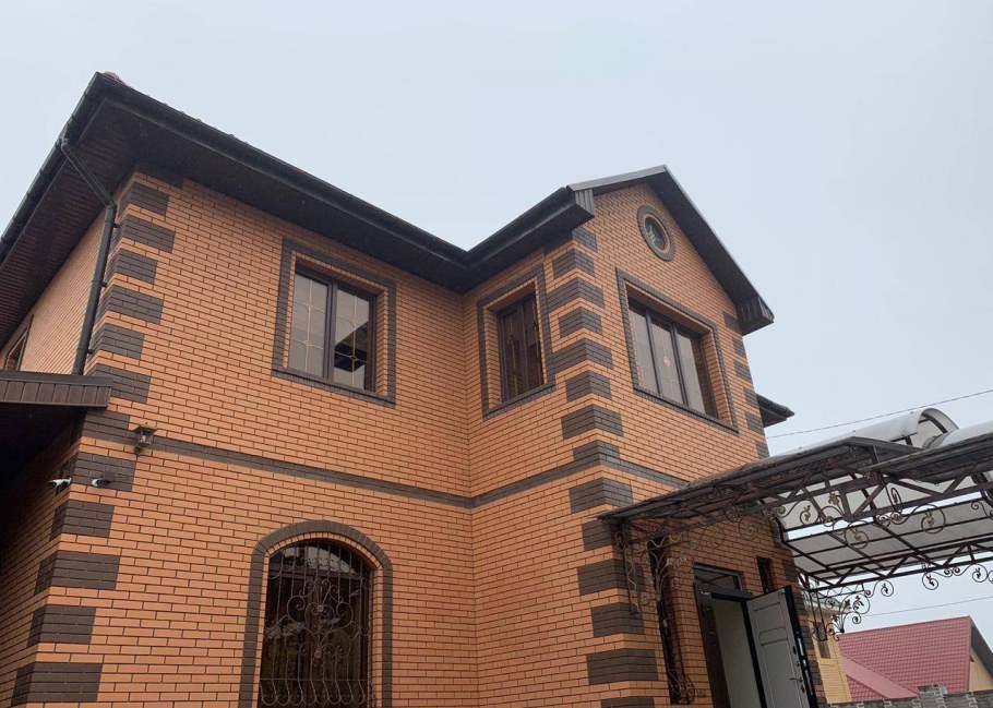 Комбинированная отделка фасада