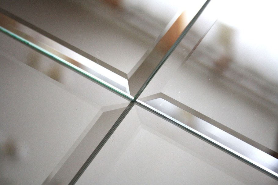 Фацет 20 мм на зеркале