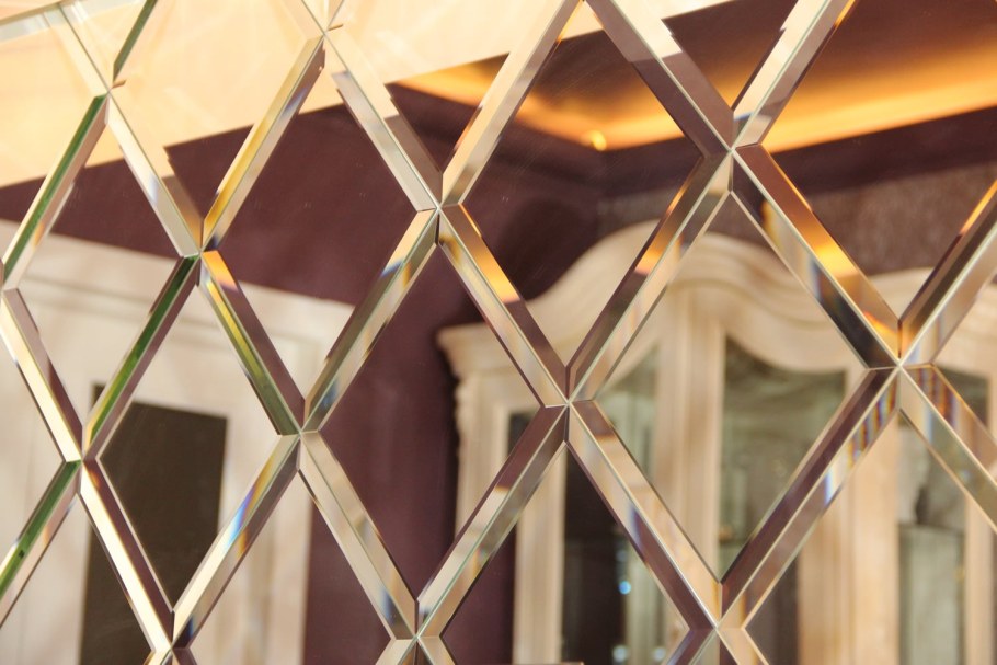 Плитка зеркальная фацет 30х30х4 (4шт)КМП