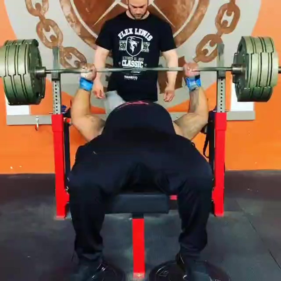 Жим штанги на наклонной скамье мышцы