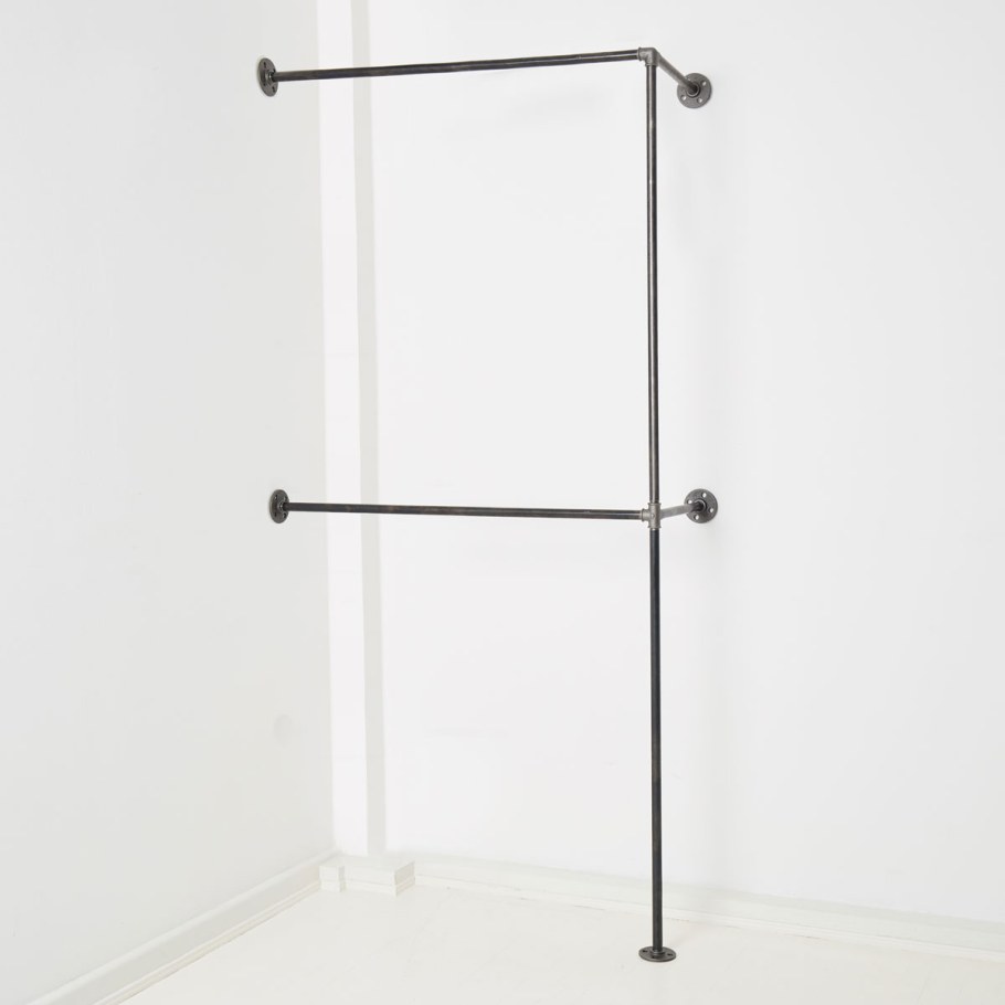 Угловая стойка вешалка из труб «Double Edge»
