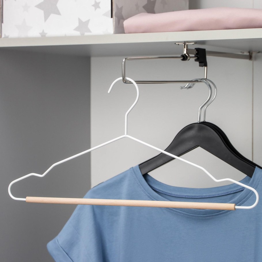 Вешалка-плечики shl010