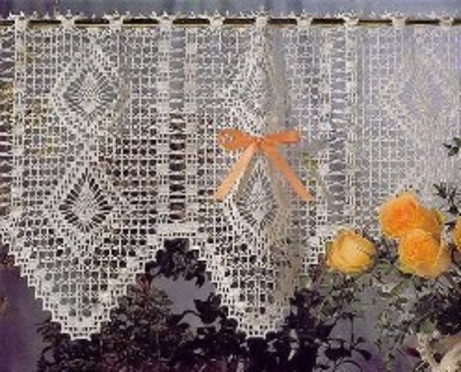 Шторы в филейной технике