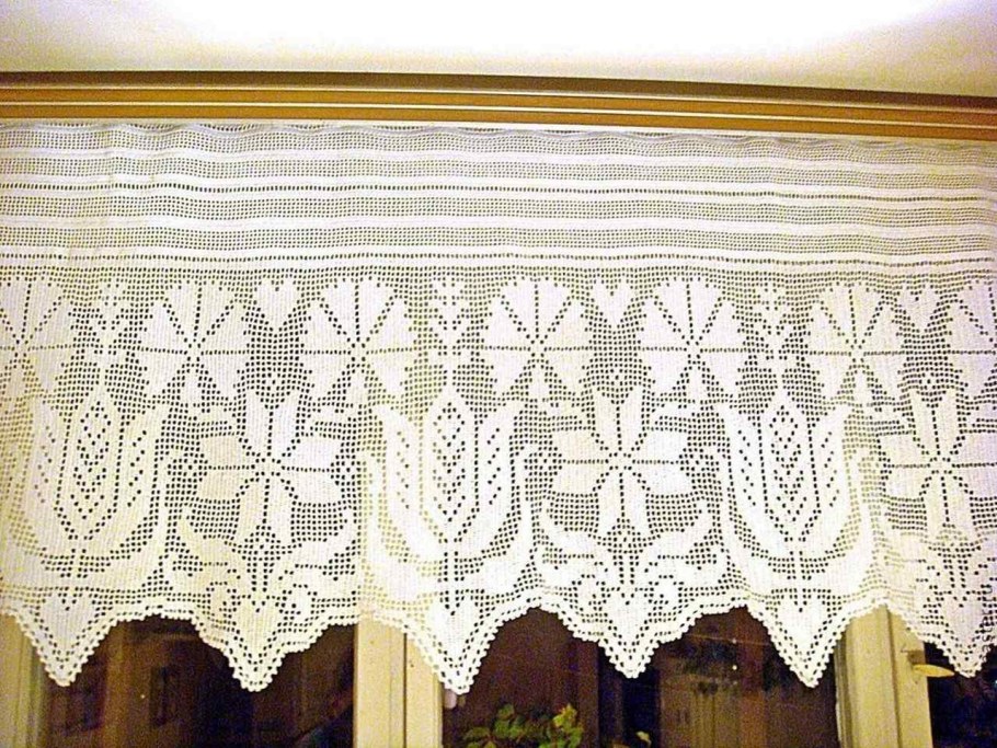Вязаные занавески крючком