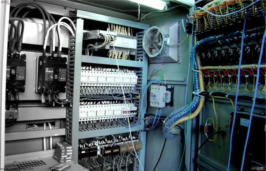 Система электроснабжения