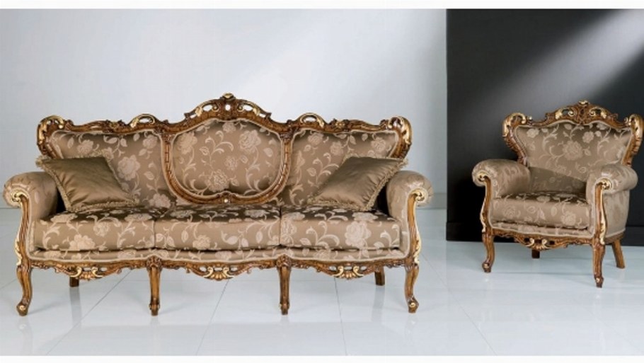 Диван резной классика