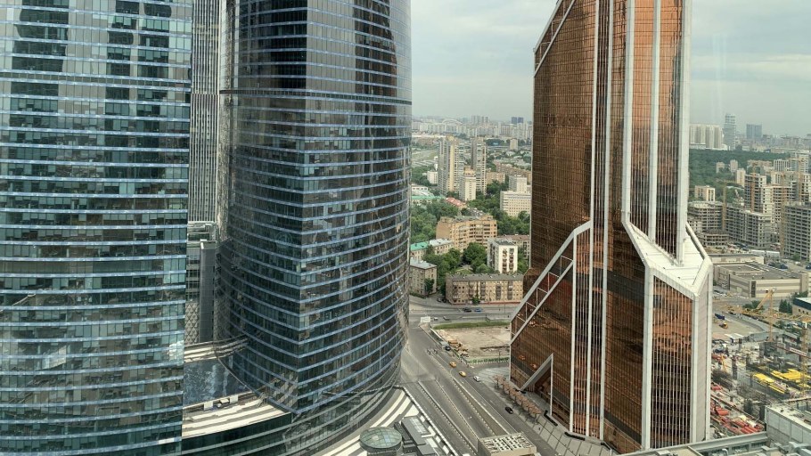 Башня город столиц апартаменты