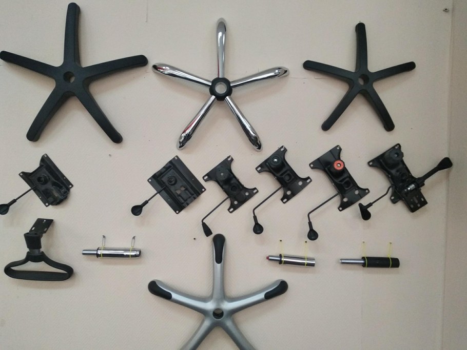 Запчасти для кресел компьютерных в СПБ