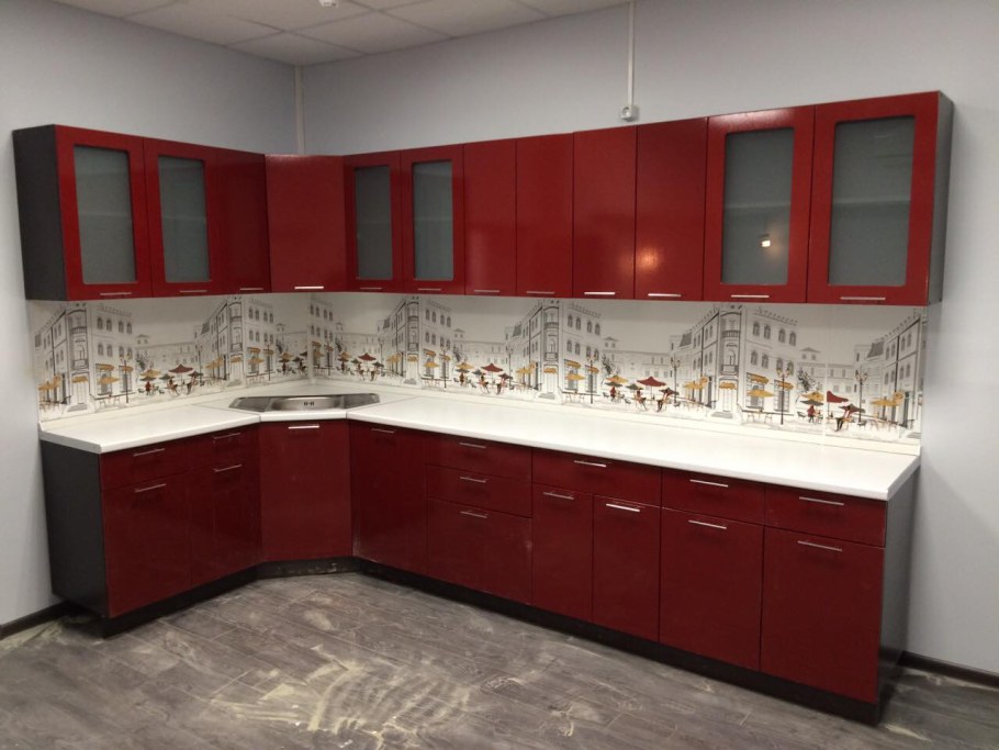 Гранатовый кухонный гарнитур
