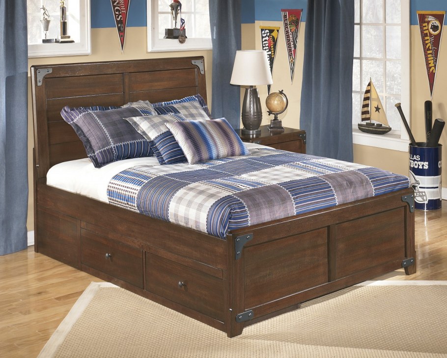 Кровать полутороспальная