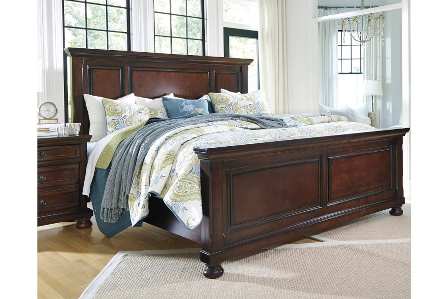 Кровать Ashley Furniture