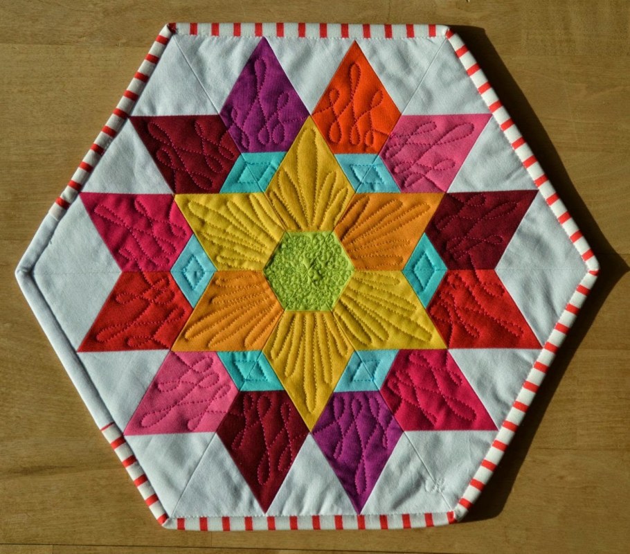 Лоскутное шитьё из многоугольников