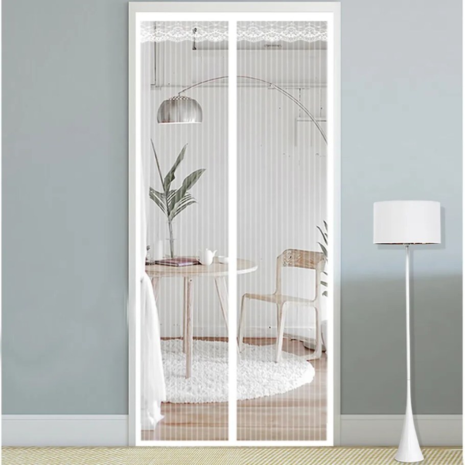 Москвитныйсетка на кухонный дверь