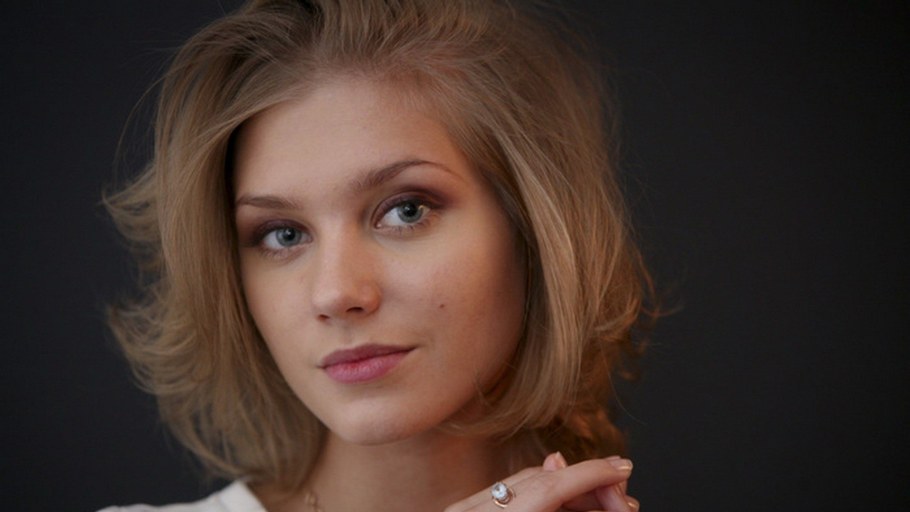 Актриса Кристина Асмус