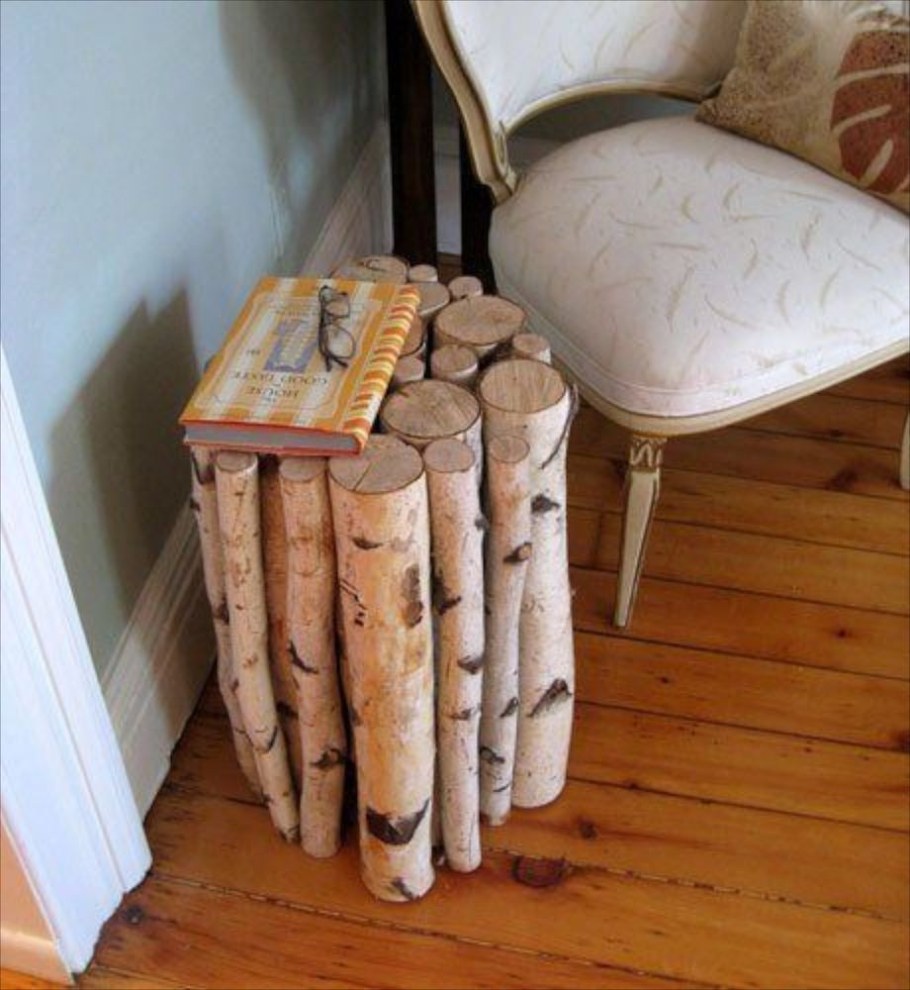 Столик из полена