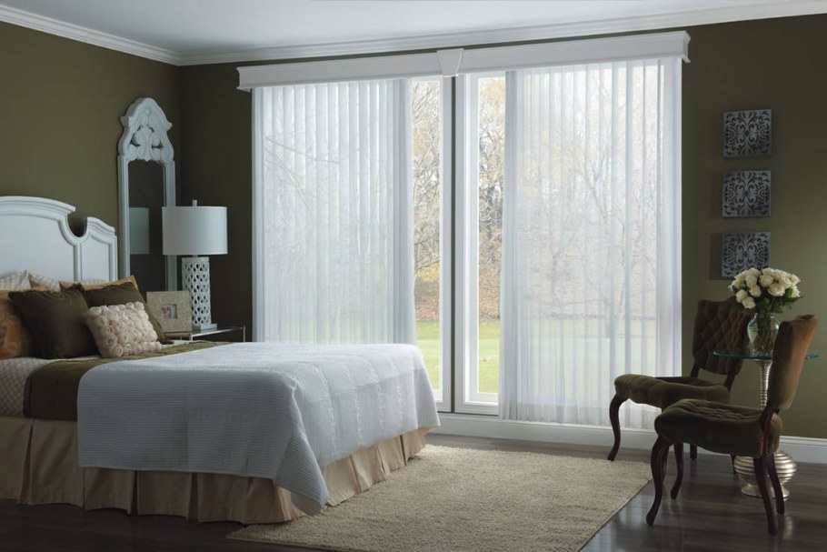 Жалюзи в спальню