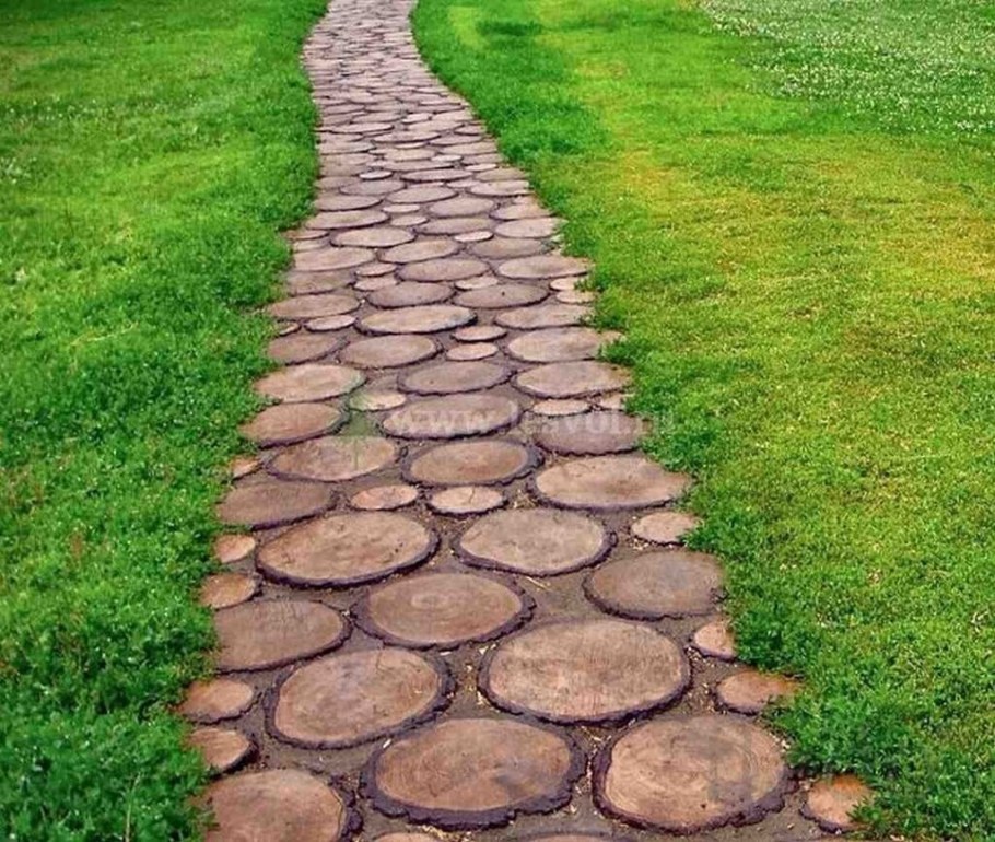 Деревянные садовые дорожки