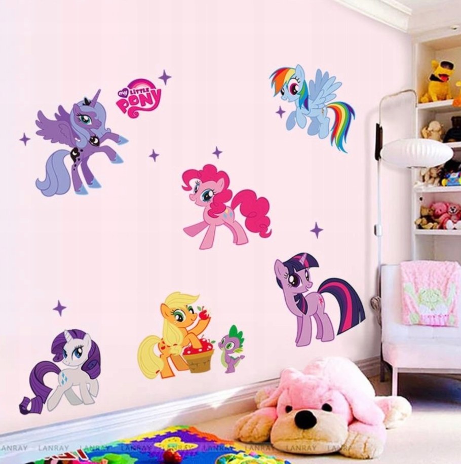 Наклейки на стену в детскую комнату