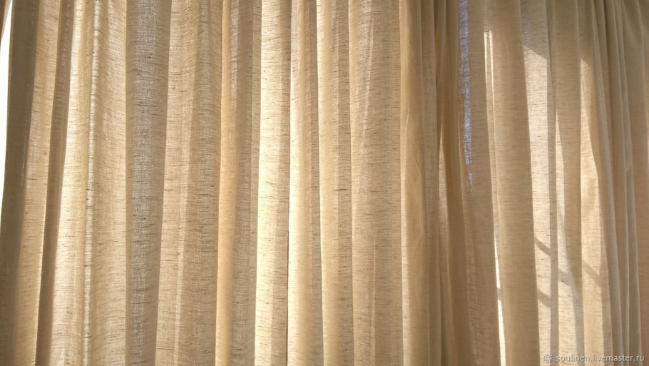 Шторы бежевые лен