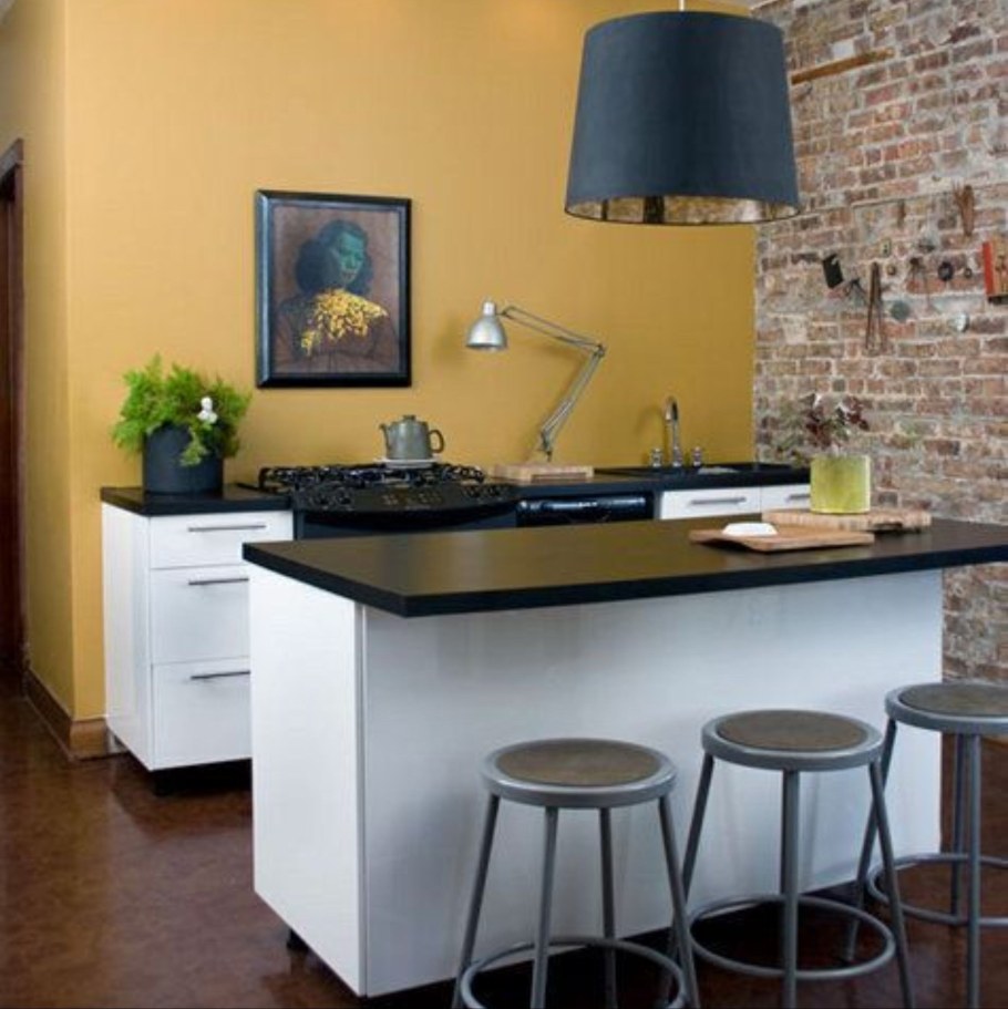 Кухня в желто зеленых тонах