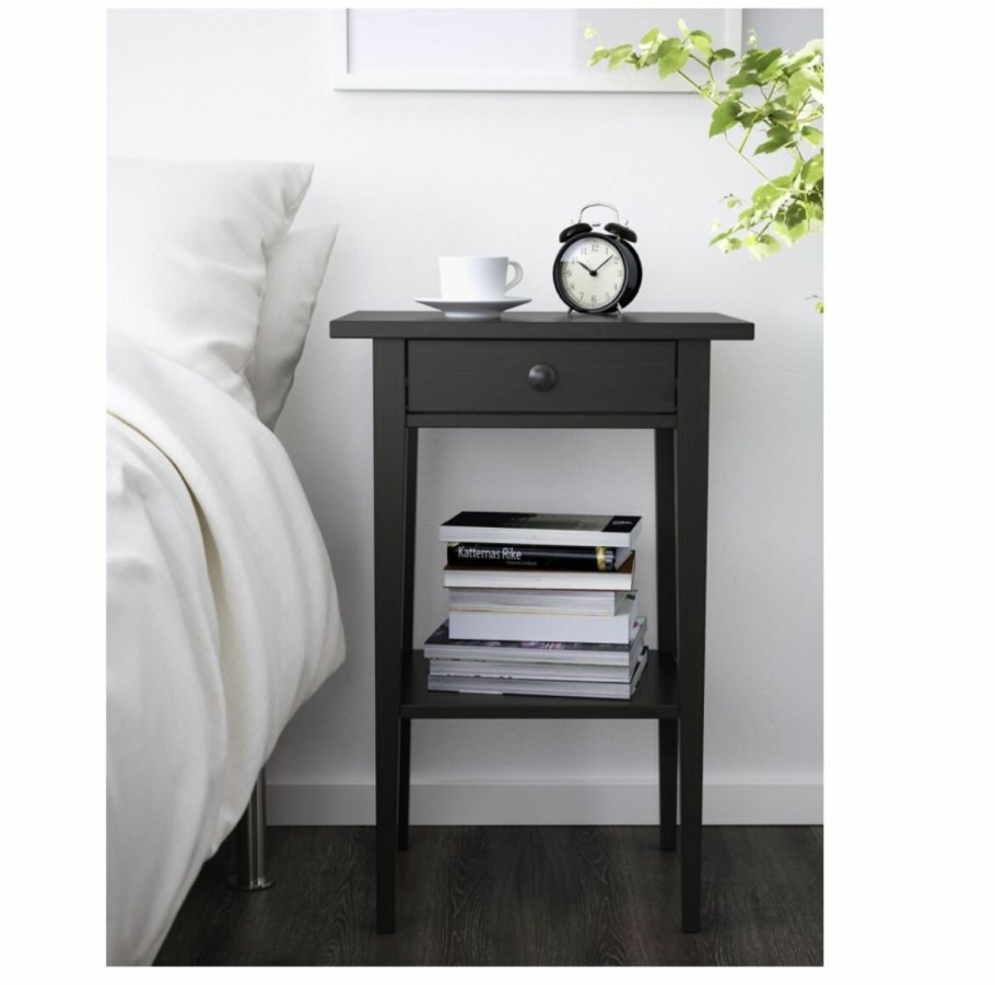 Прикроватная тумба ikea hemnes