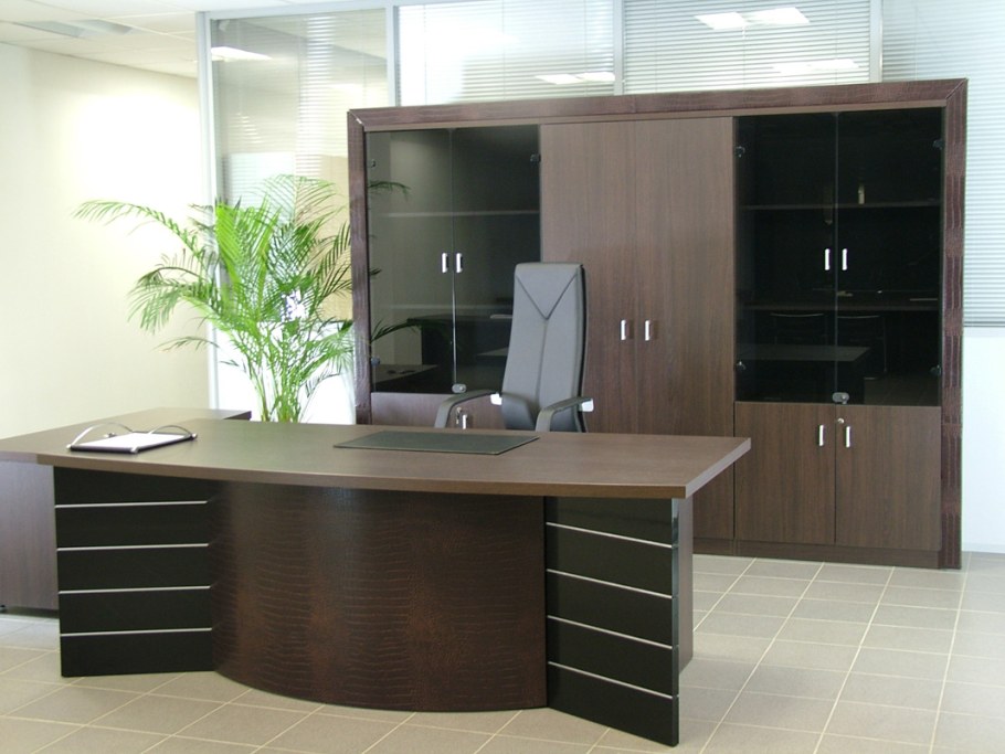 Стол офисный со шкафом