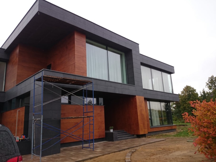 Кассетный фасад частный дом