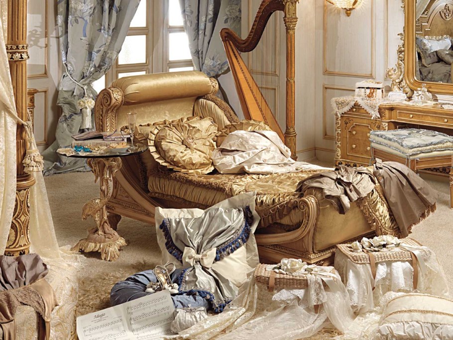 Королевская кровать Riva Raffles