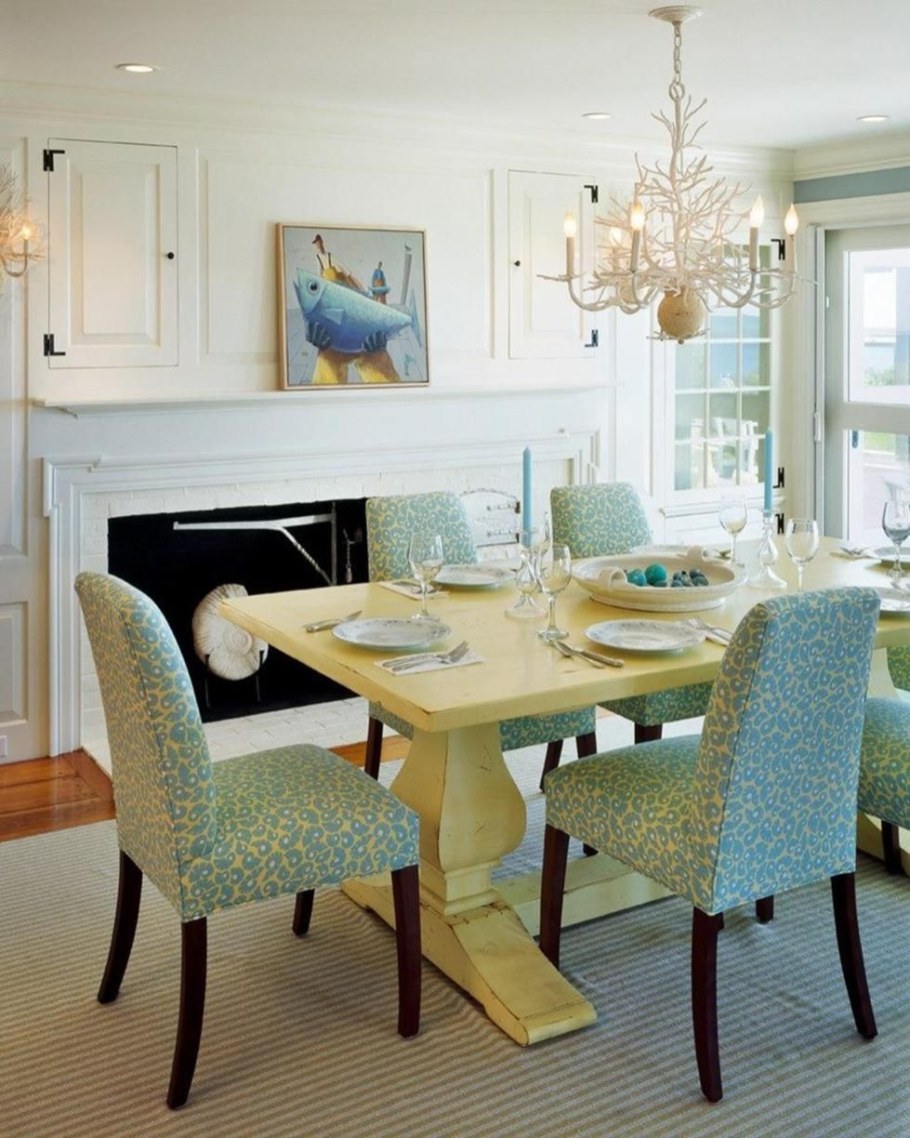 Цветные стулья для кухни