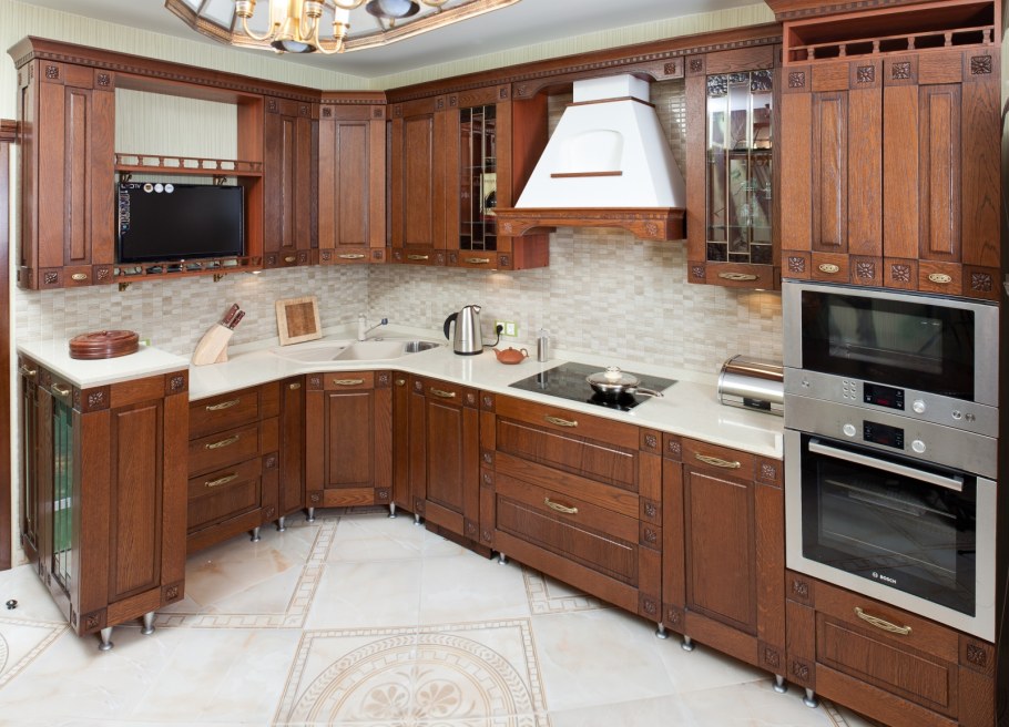 Кухня классика угловая