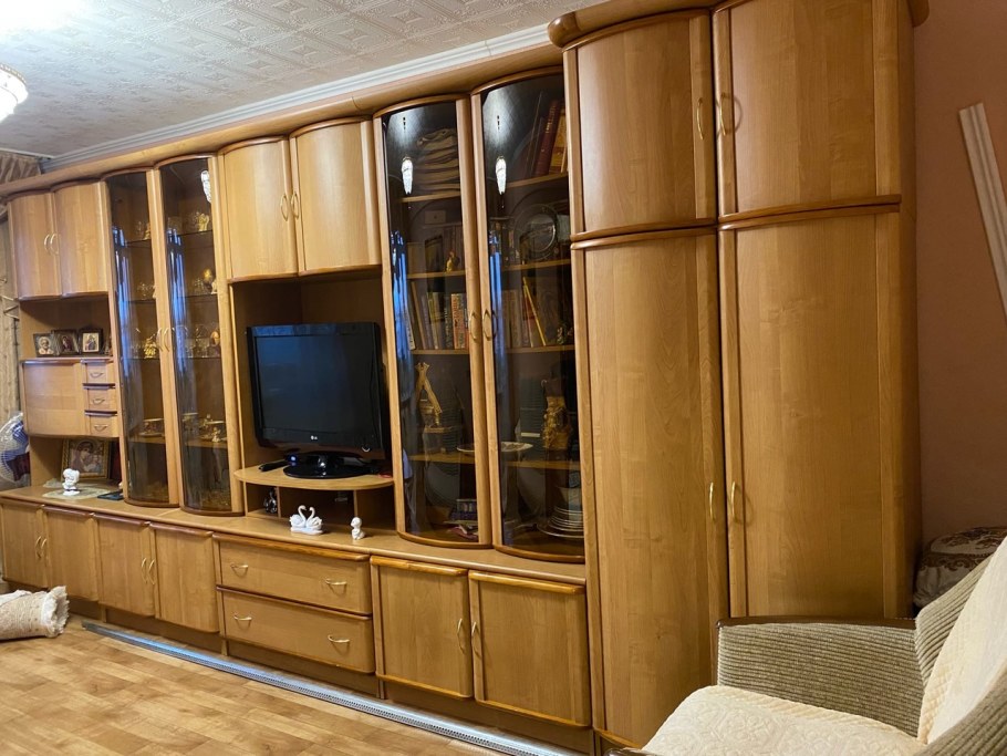 Куплю б.у стенку за 10000 Почеп