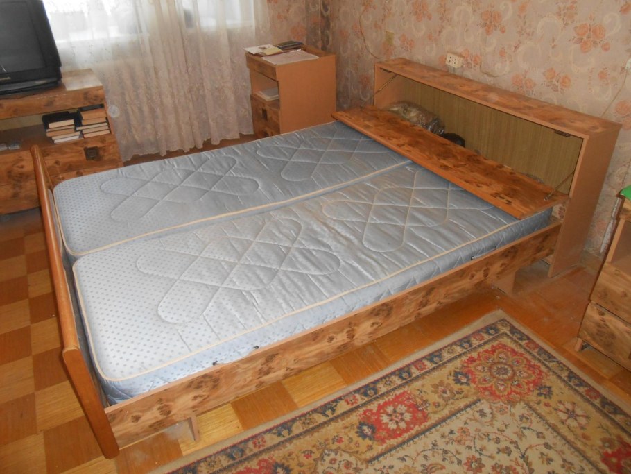 Спальный гарнитур Соната 6 карельская береза