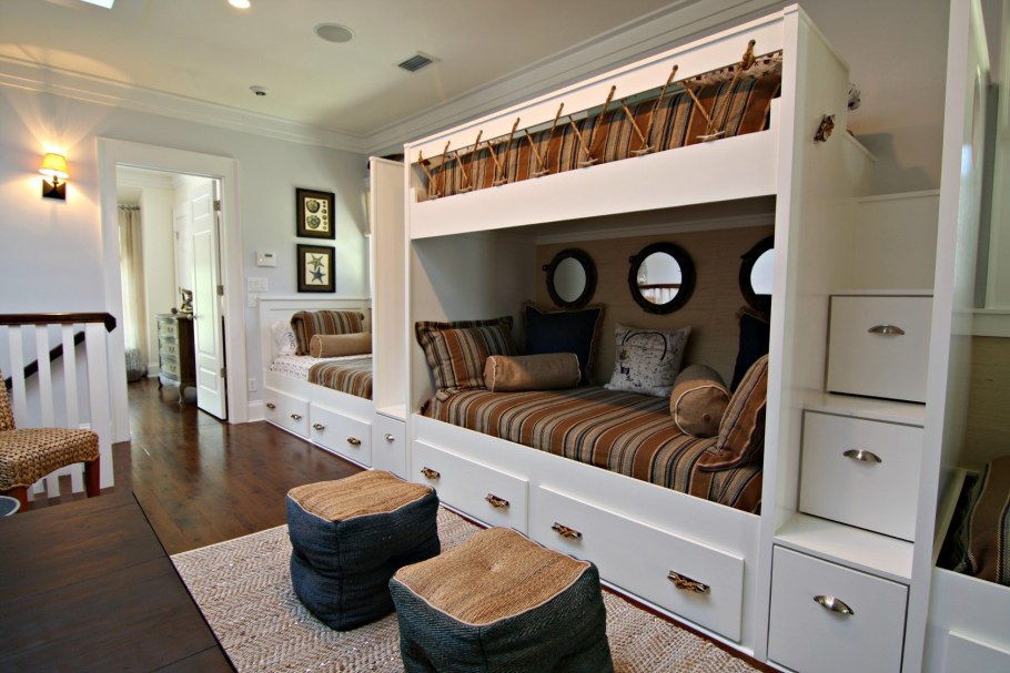 Экономия пространства в комнате